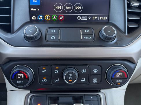 Used 2023 GMC Acadia Denali image 17