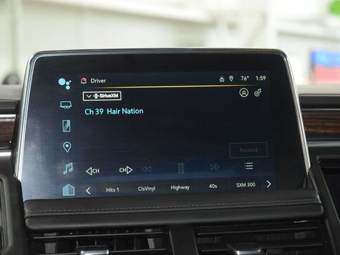 Used 2024 Chevrolet Tahoe High Country AWD/4WD image 31