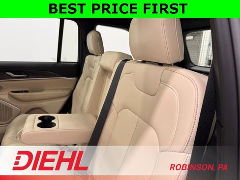 New 2026 Jeep Grand Cherokee Limited image 18