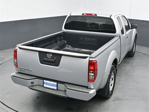 Used 2019 Nissan Frontier S image 35