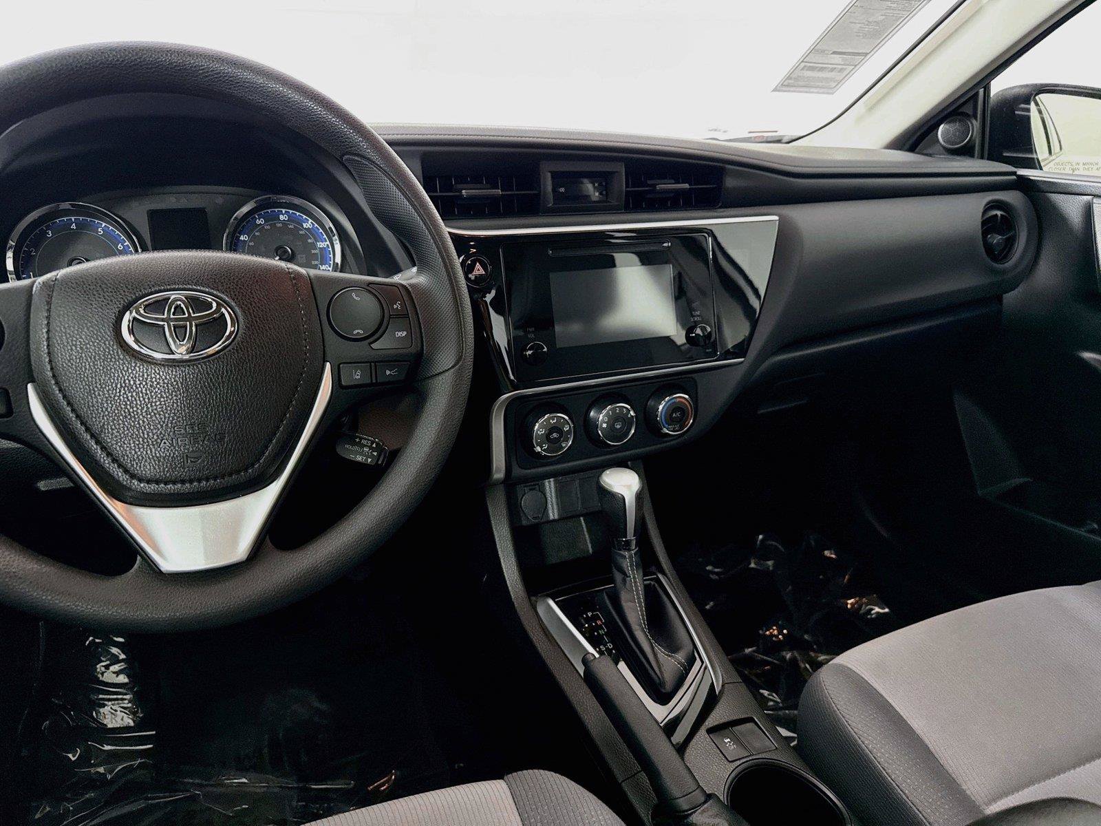 Used 2018 Toyota Corolla L FWD image 26