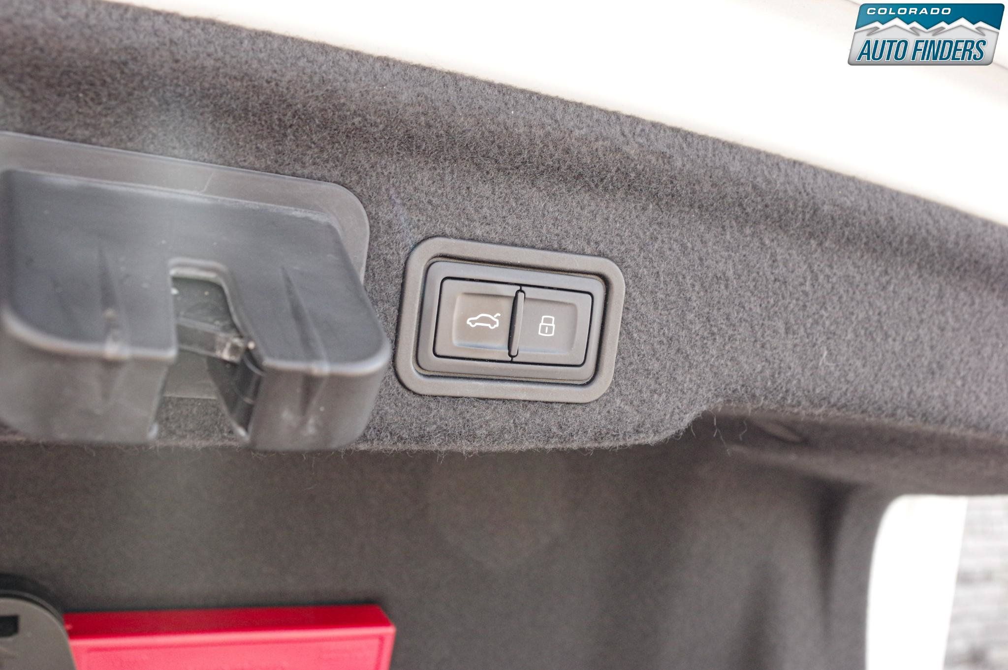 Used 2016 Audi S8 Plus AWD/4WD image 29