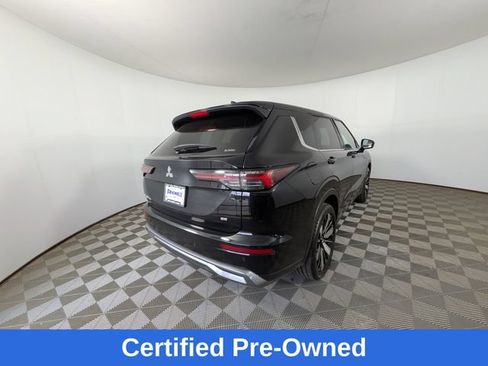 Used 2025 Mitsubishi Outlander SE AWD/4WD image 4