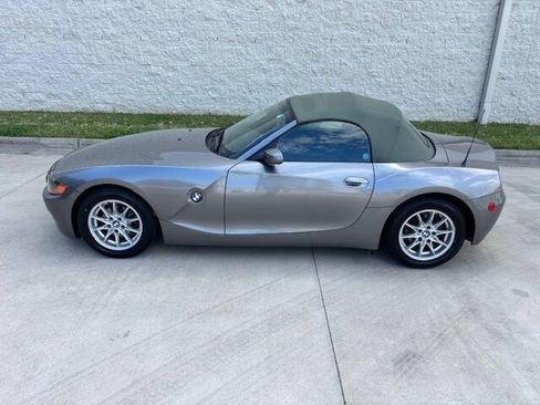 Used 2003 BMW Z4 2.5i RWD image 12