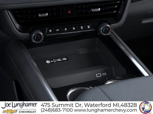 New 2026 Chevrolet Suburban Premier w/ Sun And Tow Package image 23