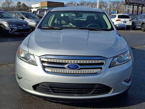 Used 2012 Ford Taurus SEL image 2