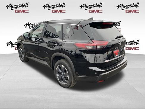 Used 2025 Nissan Rogue SV AWD/4WD image 5
