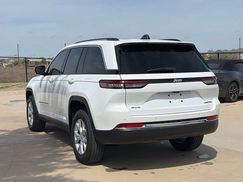 Used 2024 Jeep Grand Cherokee Limited image 7