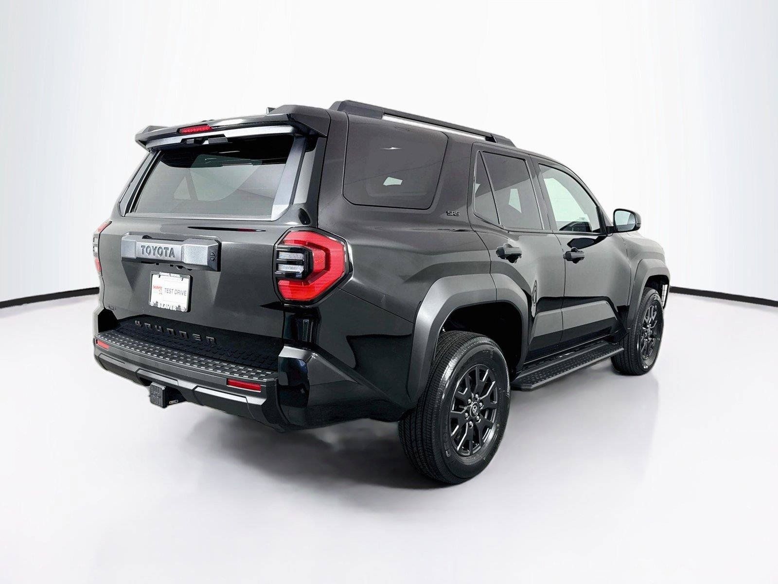 Certified 2025 Toyota 4Runner SR5 AWD/4WD image 2