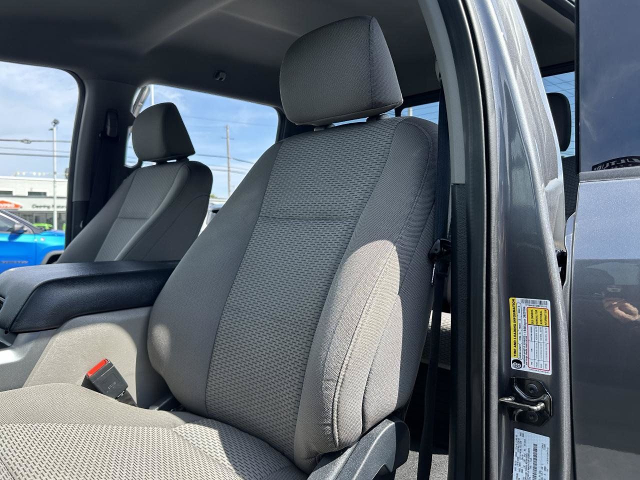 Used 2022 Ford F350 XLT w/ XLT Premium Package AWD/4WD image 27