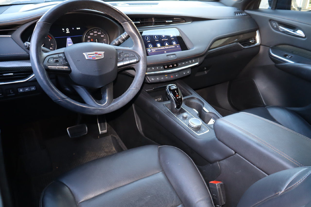 Used 2022 Cadillac XT4 Sport FWD image 5