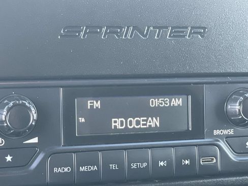 Used 2021 Mercedes-Benz Sprinter 144 Cargo image 11