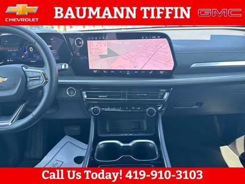 Used 2026 Chevrolet Traverse LT w/ Driver Confidence Package FWD image 25