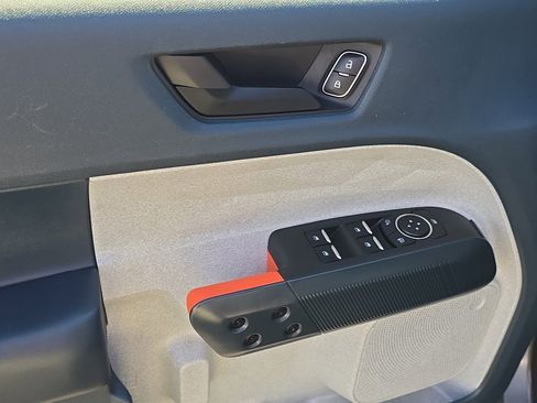 Certified 2023 Ford Maverick XLT w/ Equipment Group 300A Standard image 11