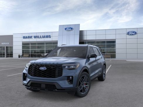 New 2026 Ford Explorer ST-Line w/ ST-Line Street Pack AWD/4WD image 2