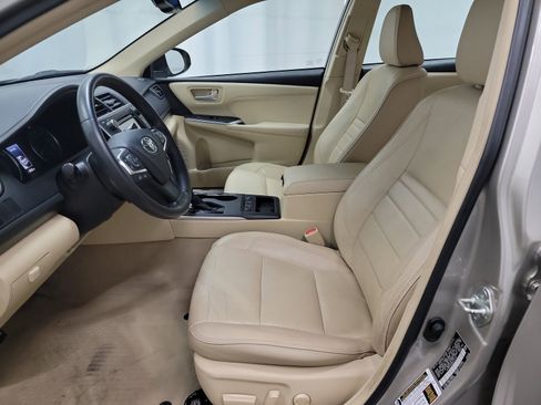 Used 2017 Toyota Camry LE image 12