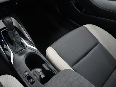 Used 2024 Toyota Corolla LE FWD image 16