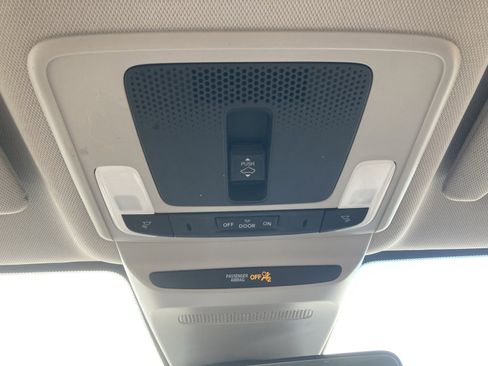 Certified 2024 Honda HR-V EX-L image 20