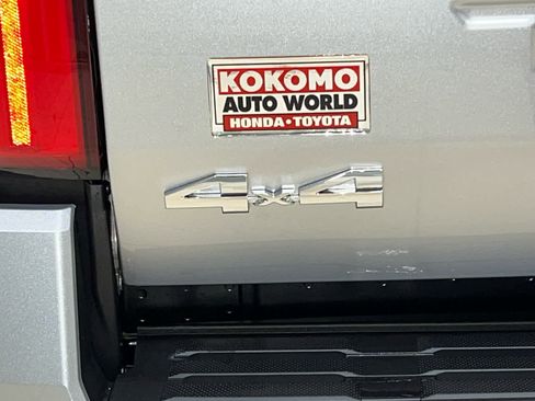 New 2026 Toyota Tacoma SR5 image 10