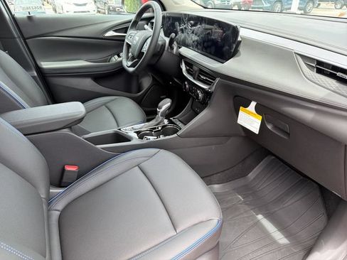 New 2026 Buick Encore GX Sport Touring w/ LPO, Trailering Package FWD image 23