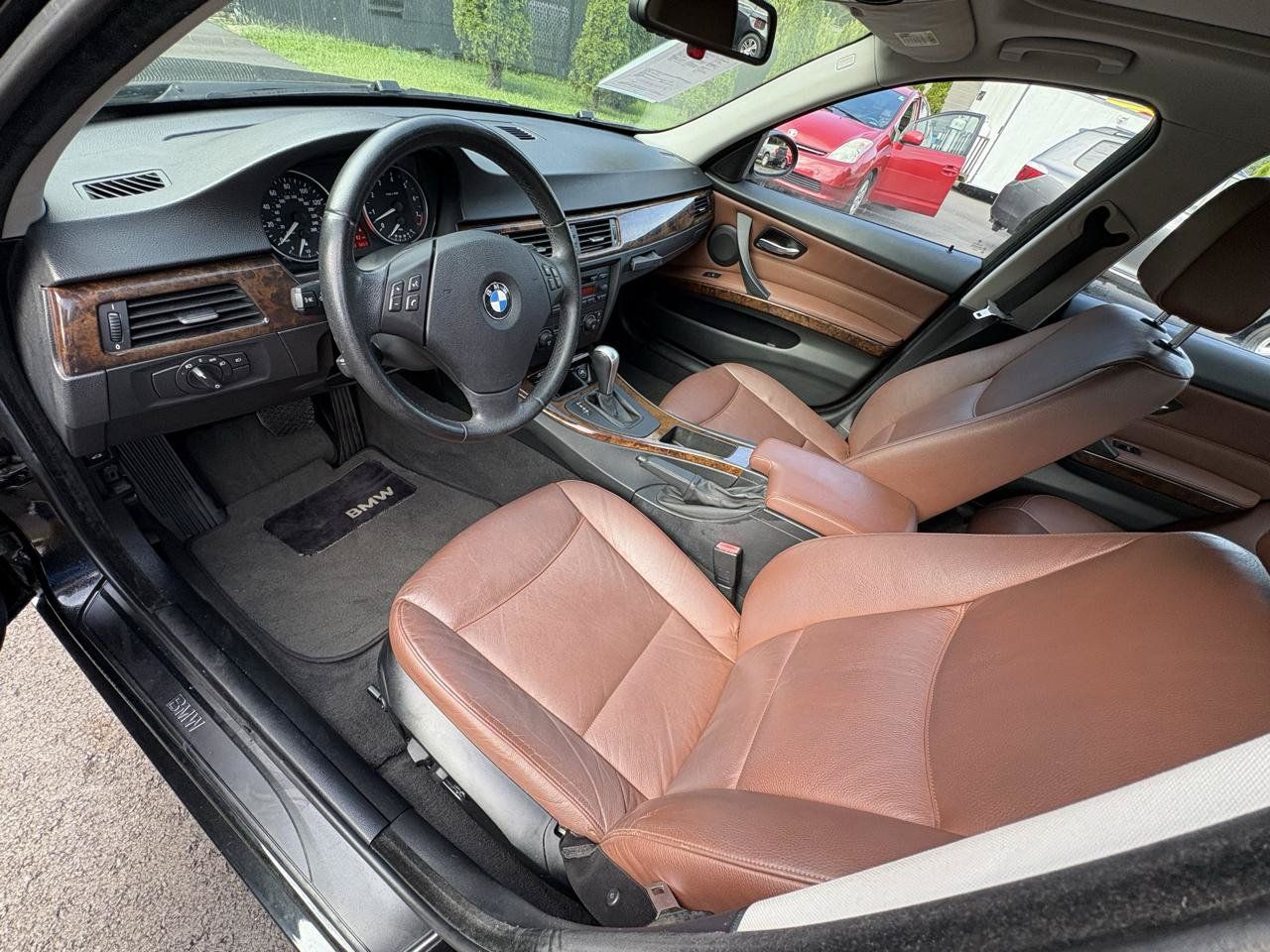 Used 2006 BMW 325i Sedan RWD image 8