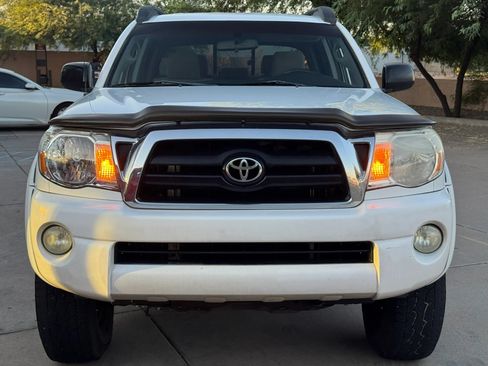 Used 2006 Toyota Tacoma PreRunner RWD image 3