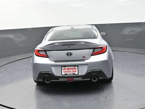 New 2025 Toyota GR86 Premium RWD image 6