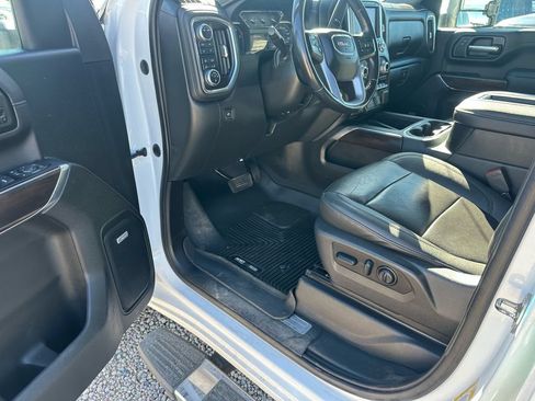 Used 2022 GMC Sierra 3500 SLT w/ SLT Premium Package AWD/4WD image 34