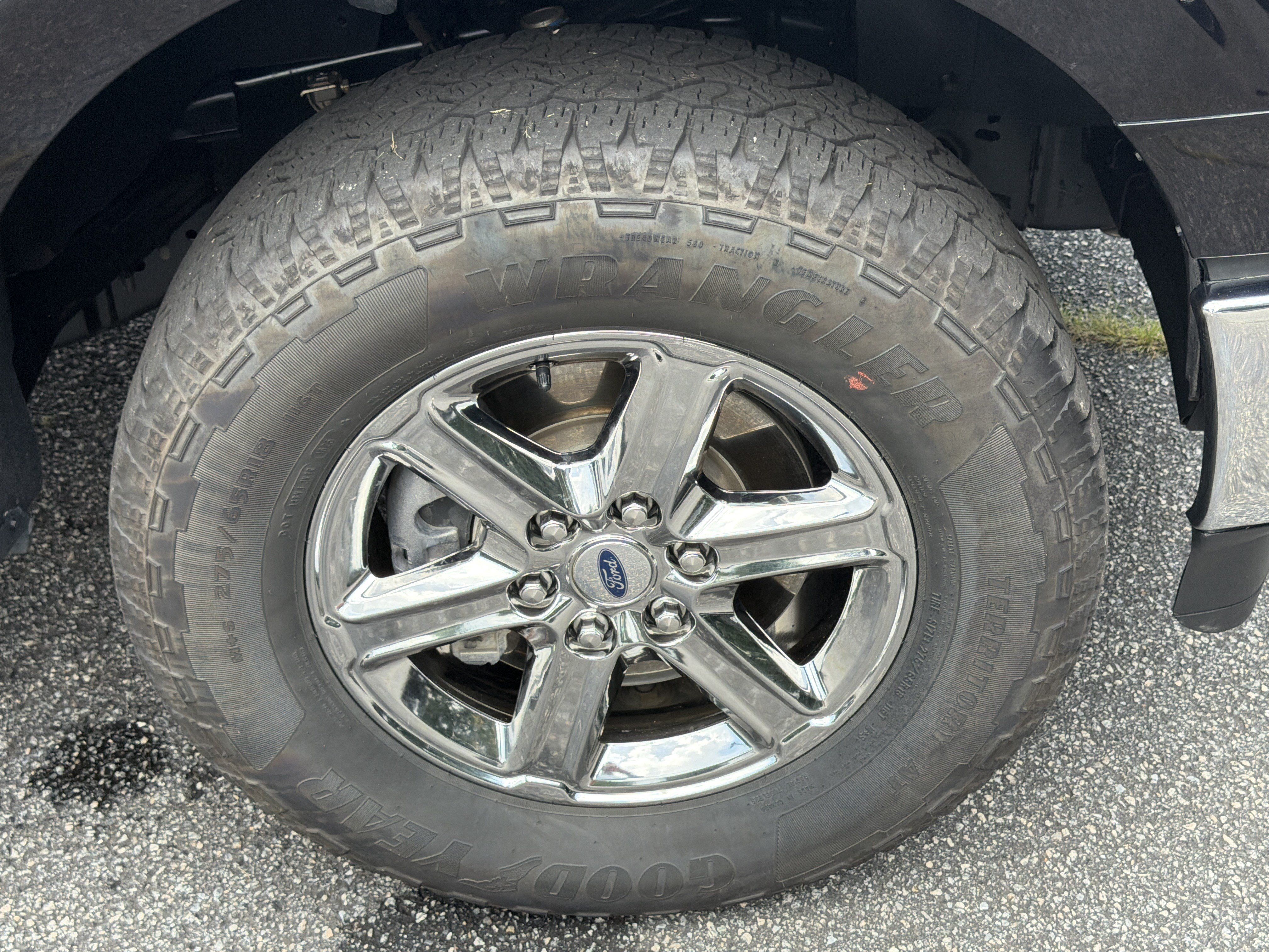 Used 2025 Ford F150 XLT w/ Equipment Group 301A Standard AWD/4WD image 12