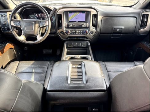 Used 2019 GMC Sierra 2500 Denali w/ Duramax Plus Package image 13