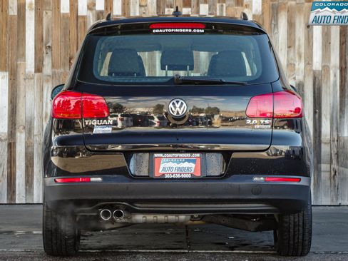 Used 2017 Volkswagen Tiguan S image 5