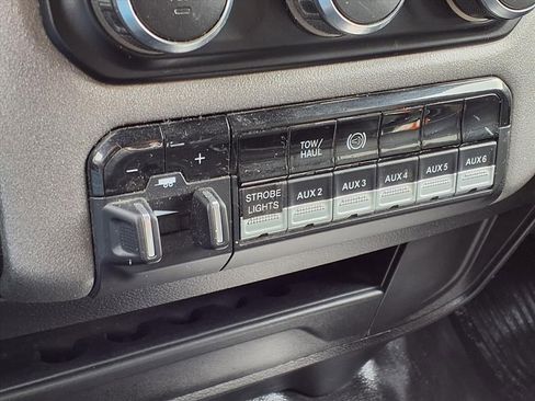 Used 2021 RAM 2500 Tradesman image 14