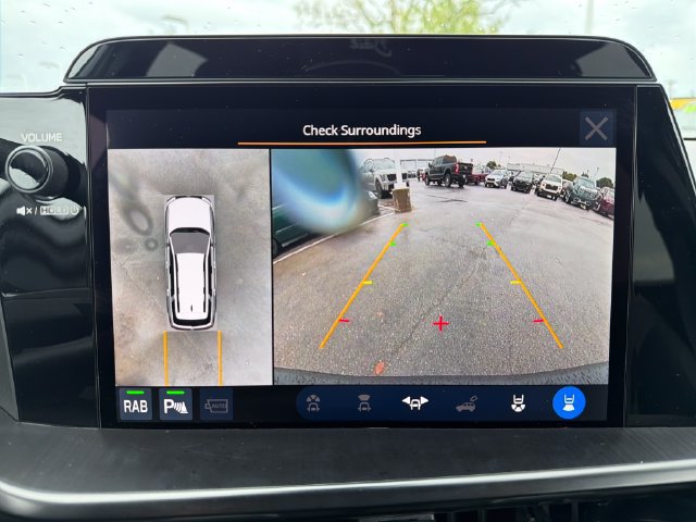 Certified 2026 Subaru Outback Touring XT AWD/4WD image 13