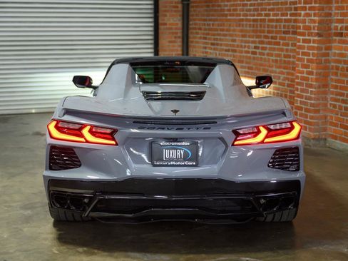 Used 2024 Chevrolet Corvette Stingray Convertible image 22