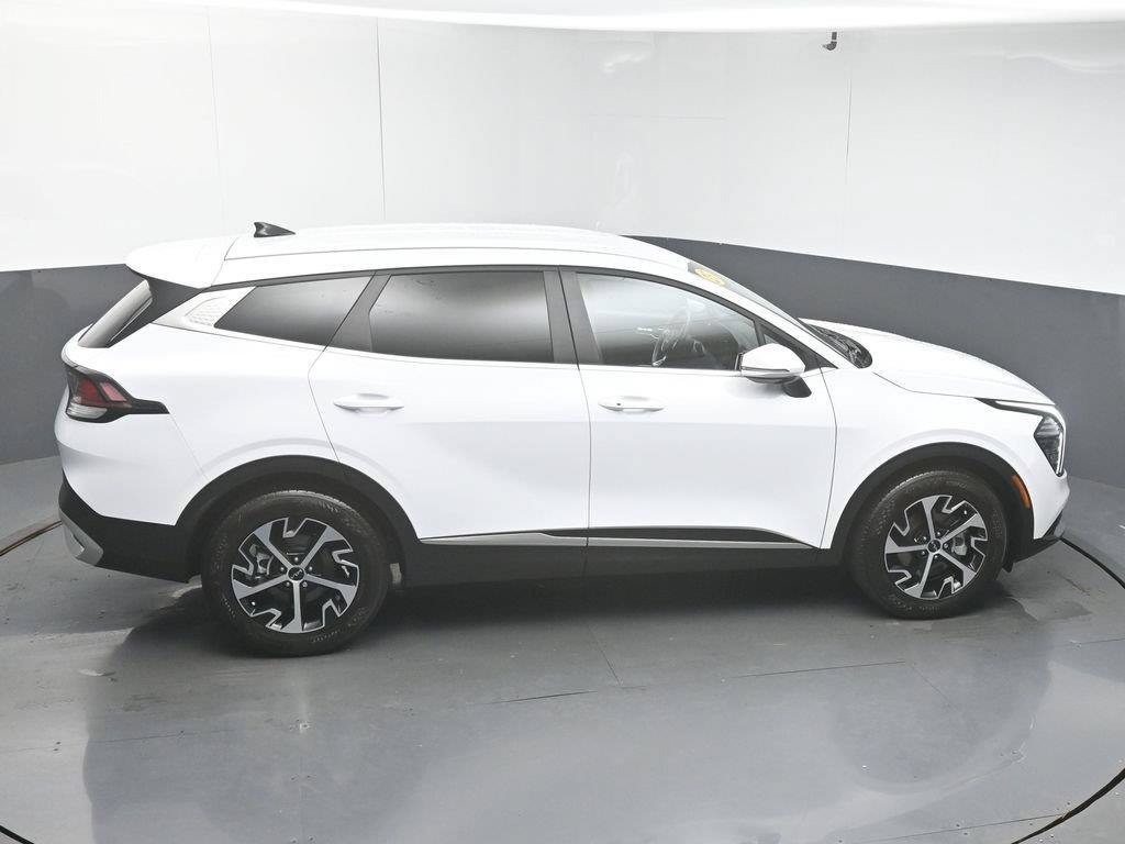 Used 2025 Kia Sportage EX FWD image 46