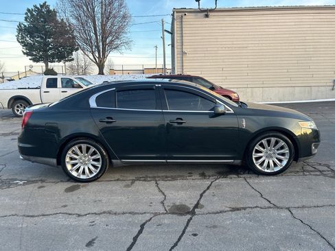 Used 2010 Lincoln MKS image 5