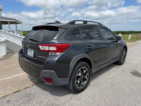 Used 2019 Subaru Crosstrek 2.0i Premium image 5