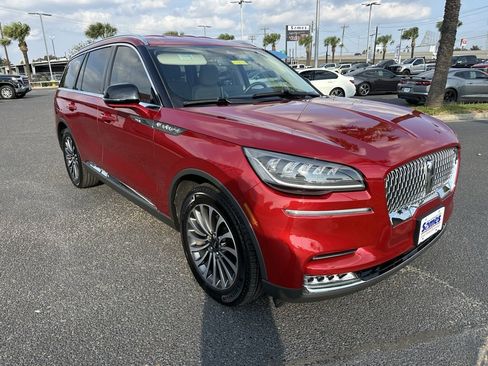 Used 2020 Lincoln Aviator Reserve w/ Elements Package Plus image 8