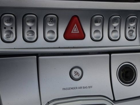 Used 2005 Chrysler Crossfire Limited image 31