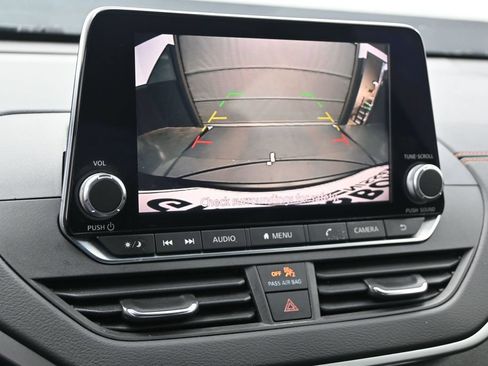 Used 2021 Nissan Altima 2.5 SR w/ SR Premium Package FWD image 25