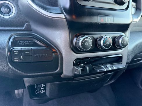 Used 2021 RAM 2500 Big Horn image 22