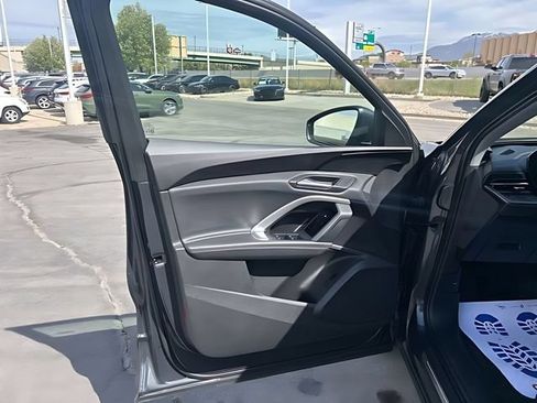 Certified 2025 Audi Q5 Premium w/ Convenience Package AWD/4WD image 20
