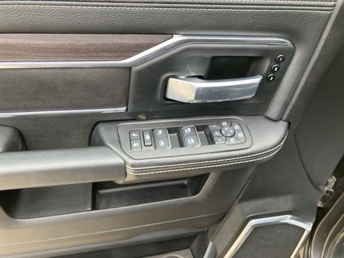 Used 2025 RAM 2500 Laramie image 10