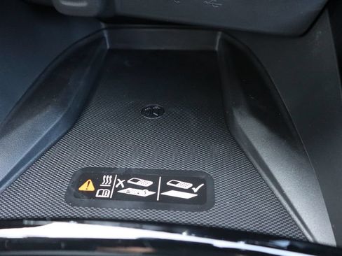 New 2026 Chevrolet Trax ACTIV w/ Sunroof Package FWD image 14