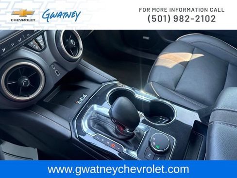 Used 2023 Chevrolet Blazer Premier FWD image 19
