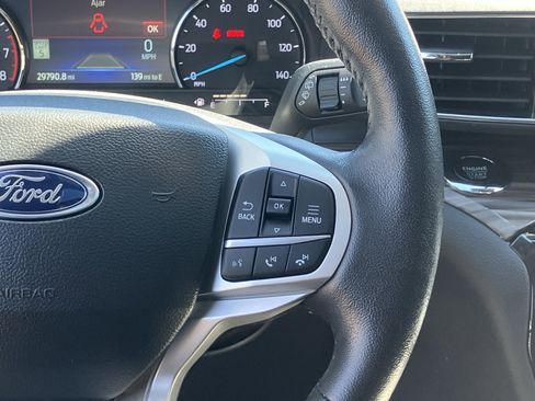 Used 2023 Ford Explorer Limited w/ Limited Technology Package RWD image 22