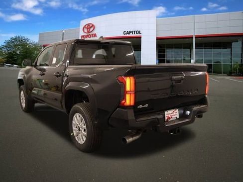New 2026 Toyota Tacoma SR5 image 5