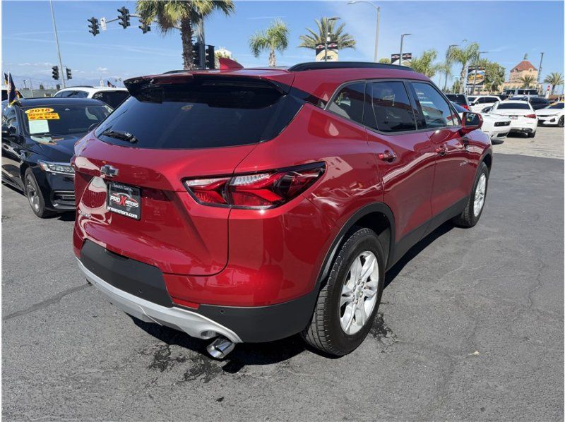 Used 2019 Chevrolet Blazer LT w/ Sound & Technology Package FWD image 6