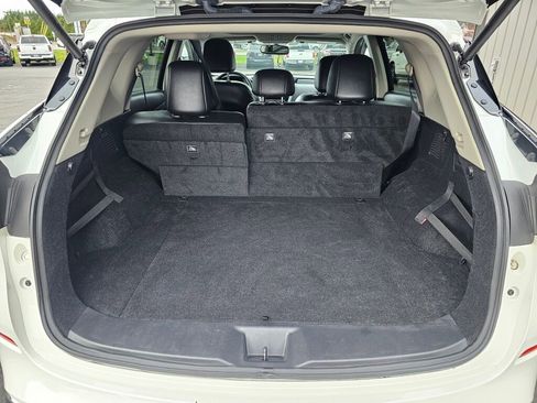 Used 2019 Nissan Murano SV image 16