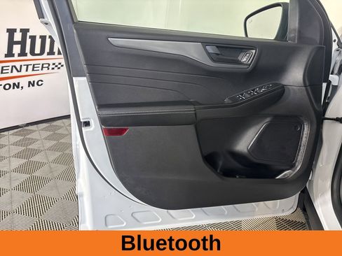 Used 2025 Ford Escape Active image 8